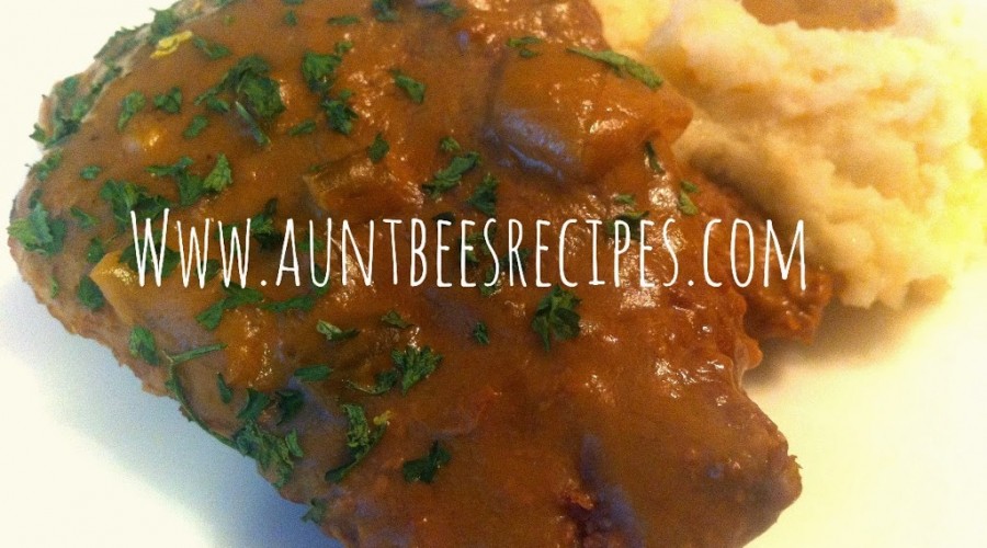 Easy Slow Cooker Cube Steak and Gravy