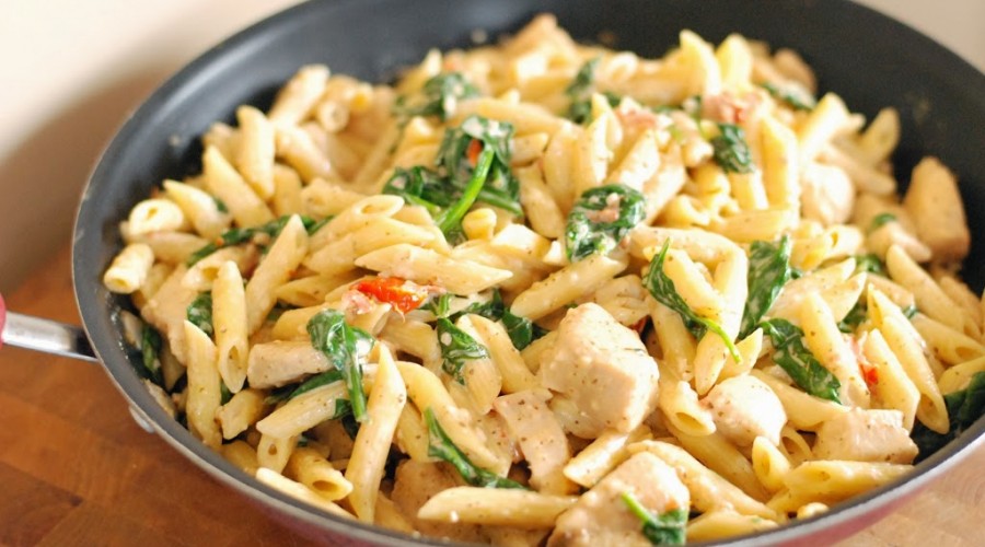 Creamy Sun-dried Tomato Pesto Chicken Pasta